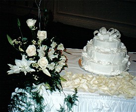 Cake table decorations